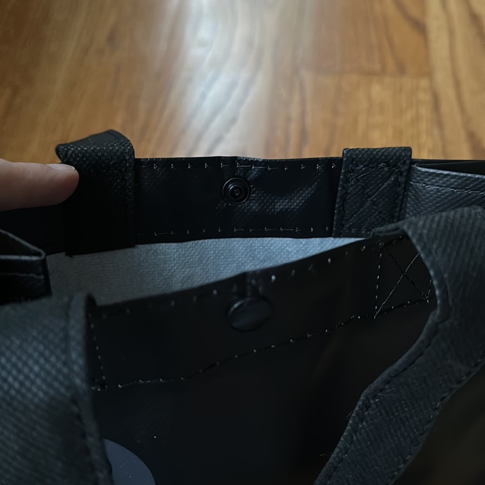 Lululemon Oliver Wendell Holmes Small Reusable Tote - Picture 3 of 7